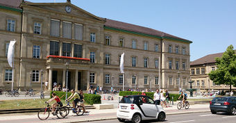 Hauptgebäude der Karl-Wilhelms-Universität