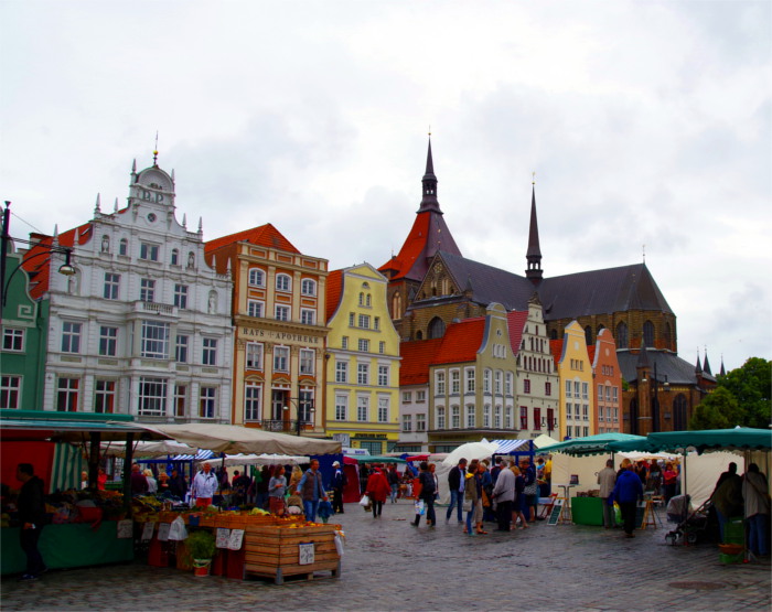 Datei:Tuchmarkt Reichstett.jpg