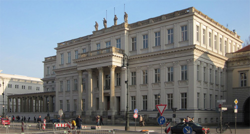 Datei:Kronprinzenpalais.jpg