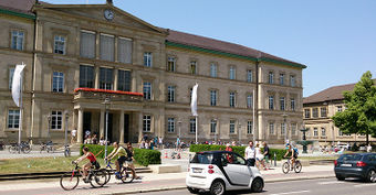 Hauptgebäude der Karl-Wilhelms-Universität