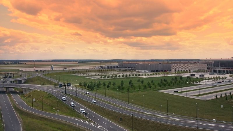 Datei:Flughafen Reichstal.jpg