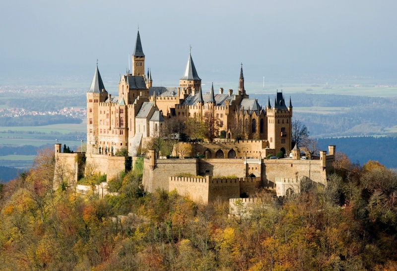 Datei:Hohenburg burg.jpg